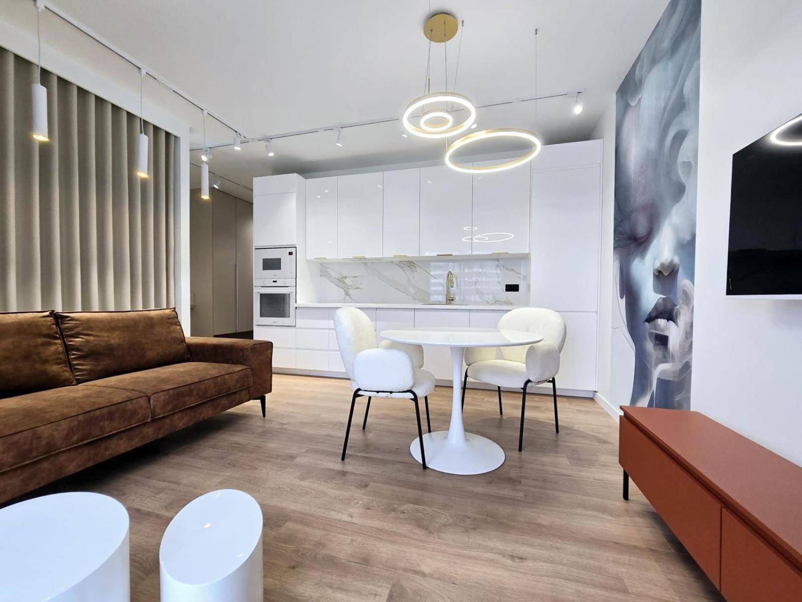 Vip Apartament Kopisto Centrum เชชูฟ ภายนอก รูปภาพ